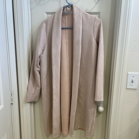 Zara Coat - Picture 1 of 8
